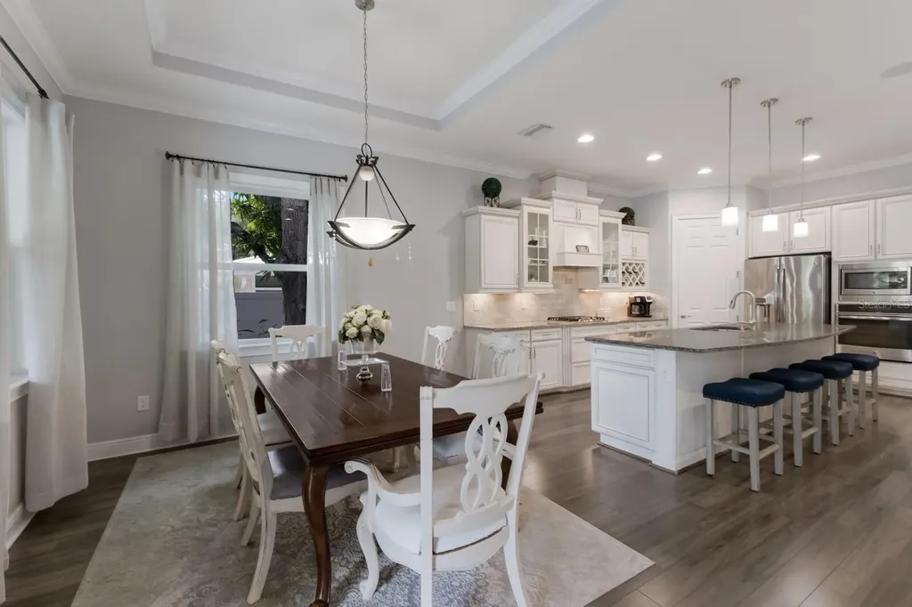1856 Hyde Park Street Sarasota FL 34239