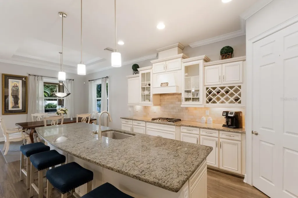 1856 Hyde Park Street Sarasota FL 34239