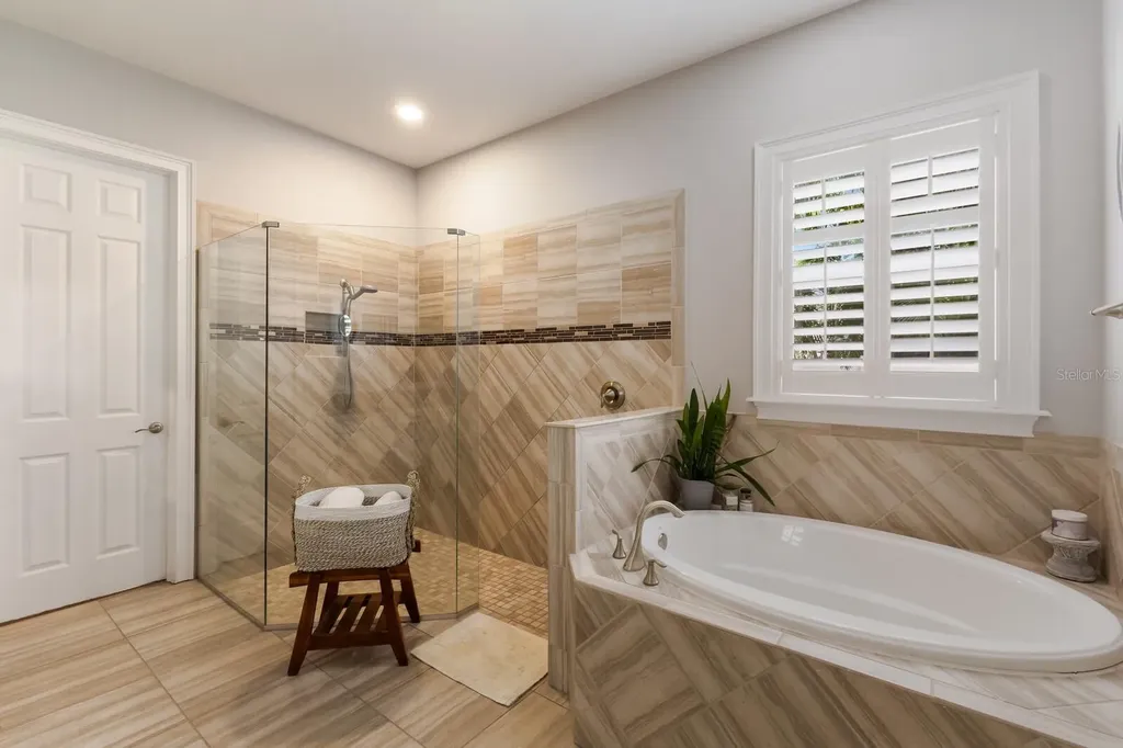 1856 Hyde Park Street Sarasota FL 34239