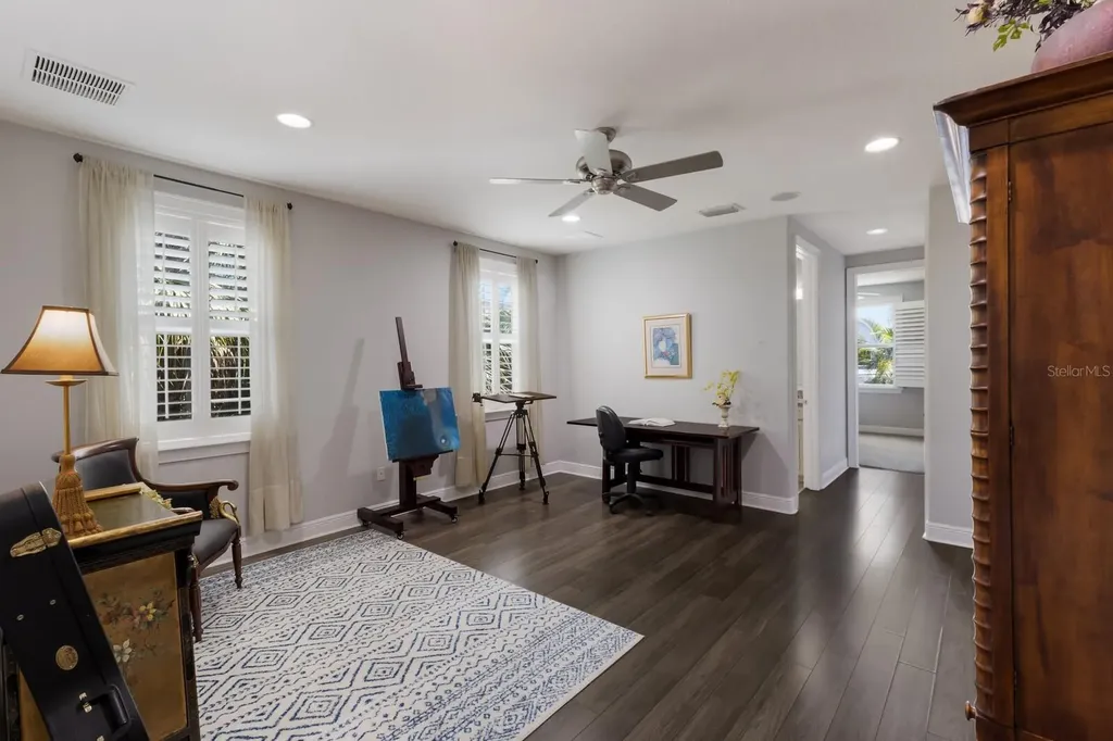 1856 Hyde Park Street Sarasota FL 34239