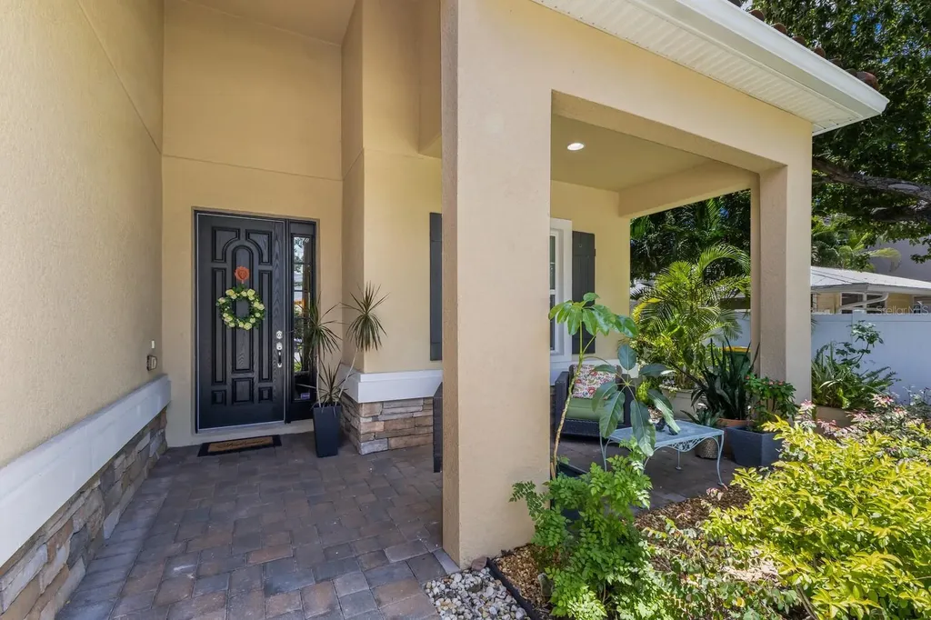 1856 Hyde Park Street Sarasota FL 34239