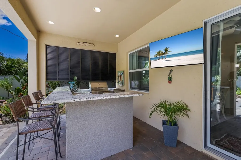 1856 Hyde Park Street Sarasota FL 34239