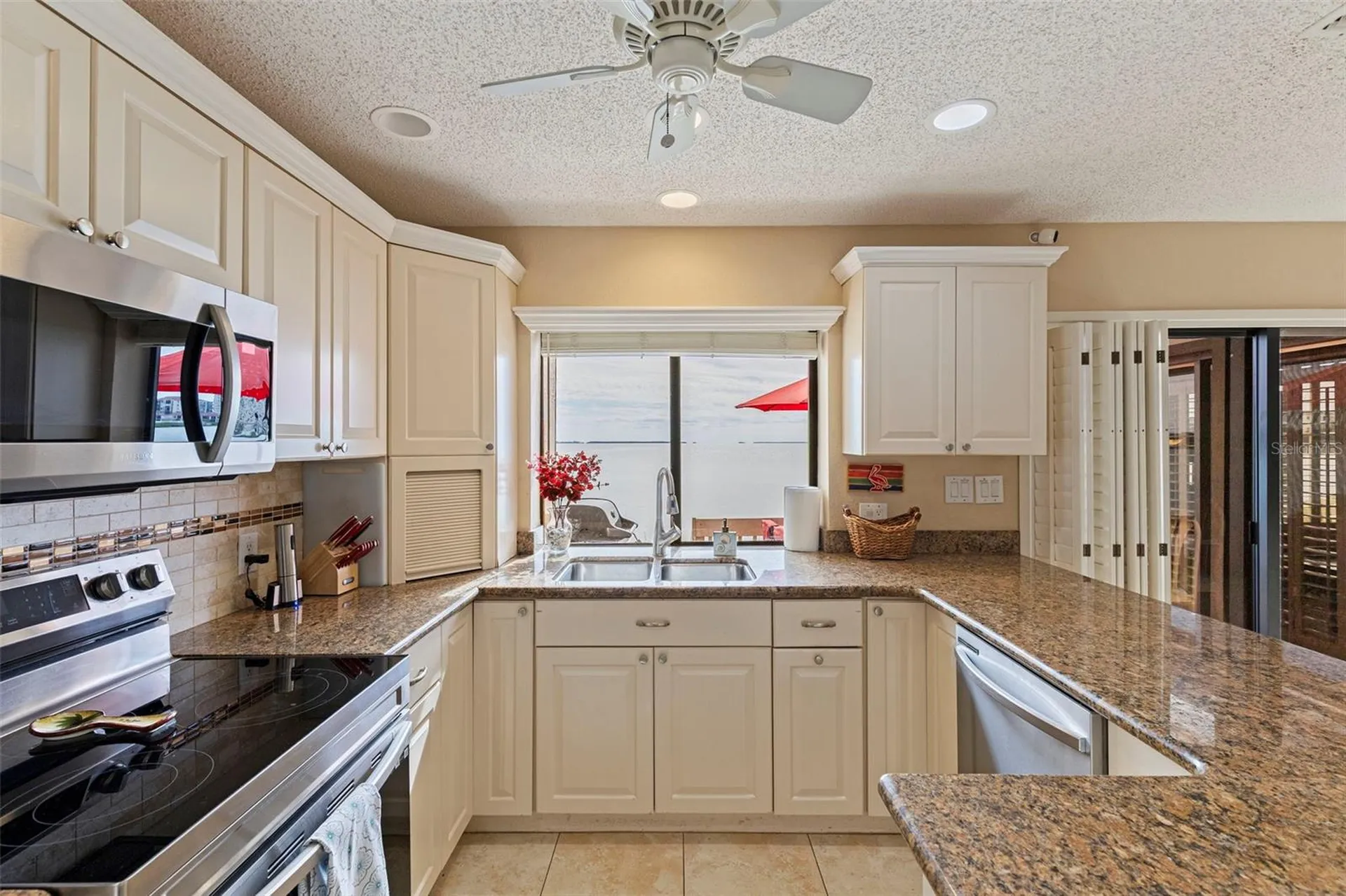 5668 Escondida Boulevard S St Petersburg FL 33715