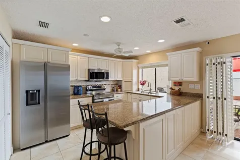 5668 Escondida Boulevard S St Petersburg FL 33715