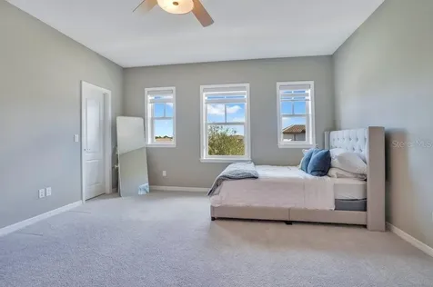 8670 Hata Street Orlando FL 32827