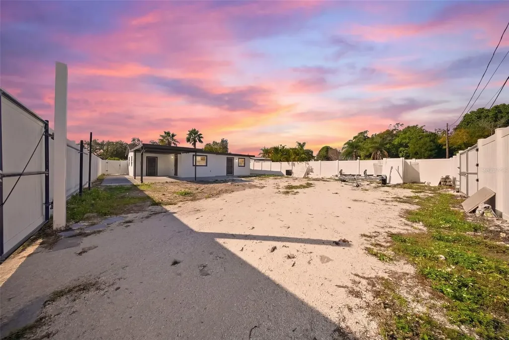 4701 72nd Avenue N Pinellas Park FL 33781