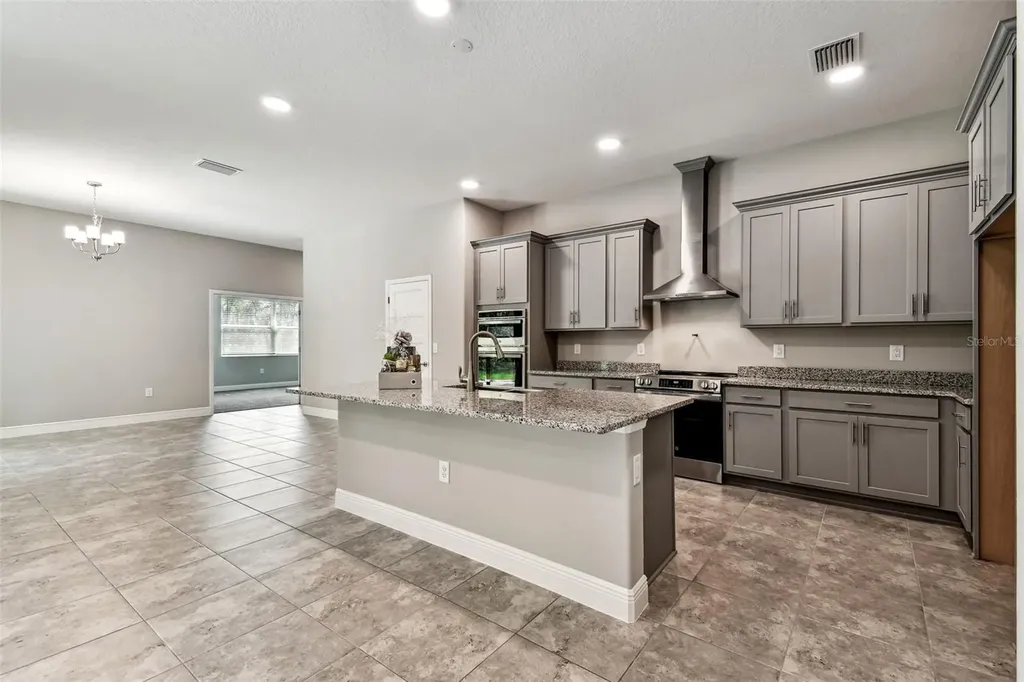 12487 Hooker Road Weeki Wachee FL 34614