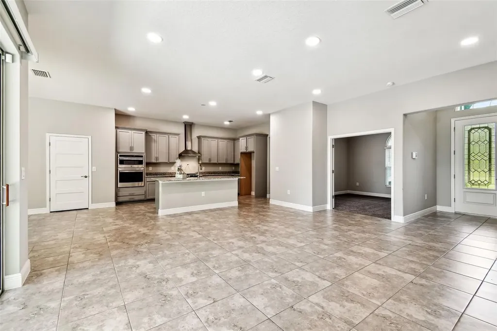 12487 Hooker Road Weeki Wachee FL 34614