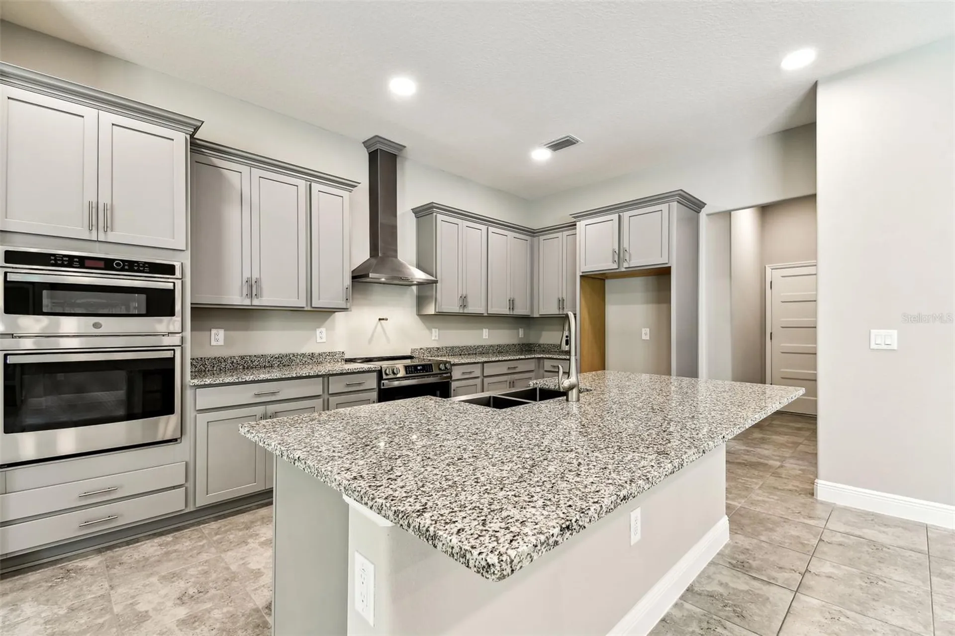 12487 Hooker Road Weeki Wachee FL 34614