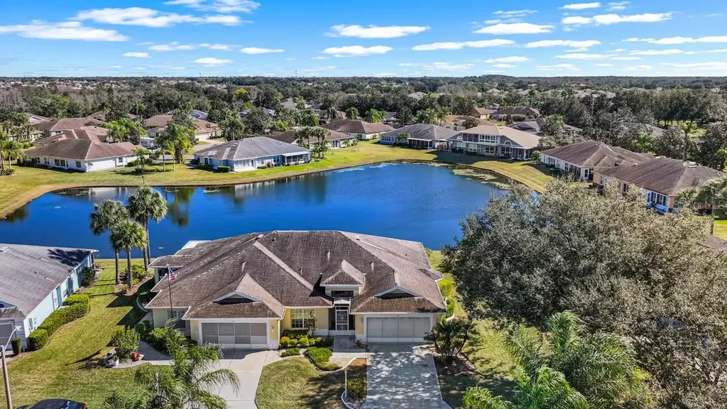 811 Staffordshire Lane Sun City Center FL 33573