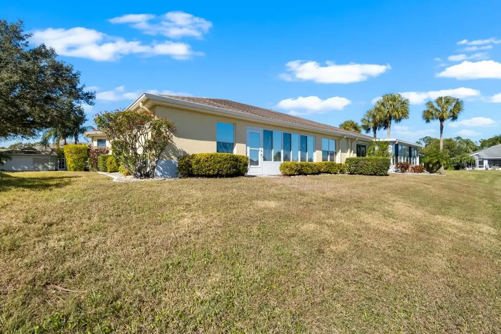 811 Staffordshire Lane Sun City Center FL 33573