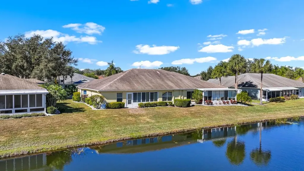 811 Staffordshire Lane Sun City Center FL 33573