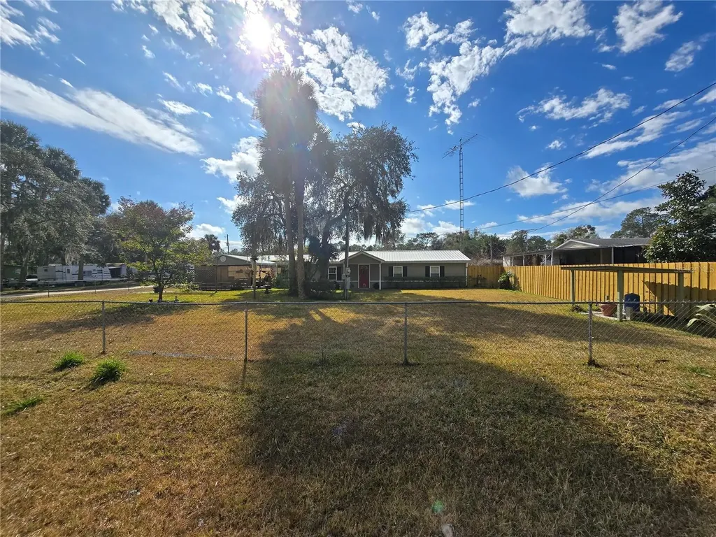 55135 5th Street Astor FL 32102
