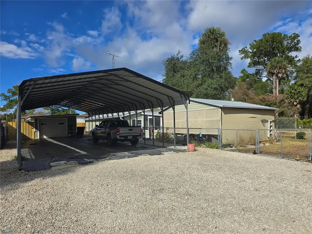 55135 5th Street Astor FL 32102