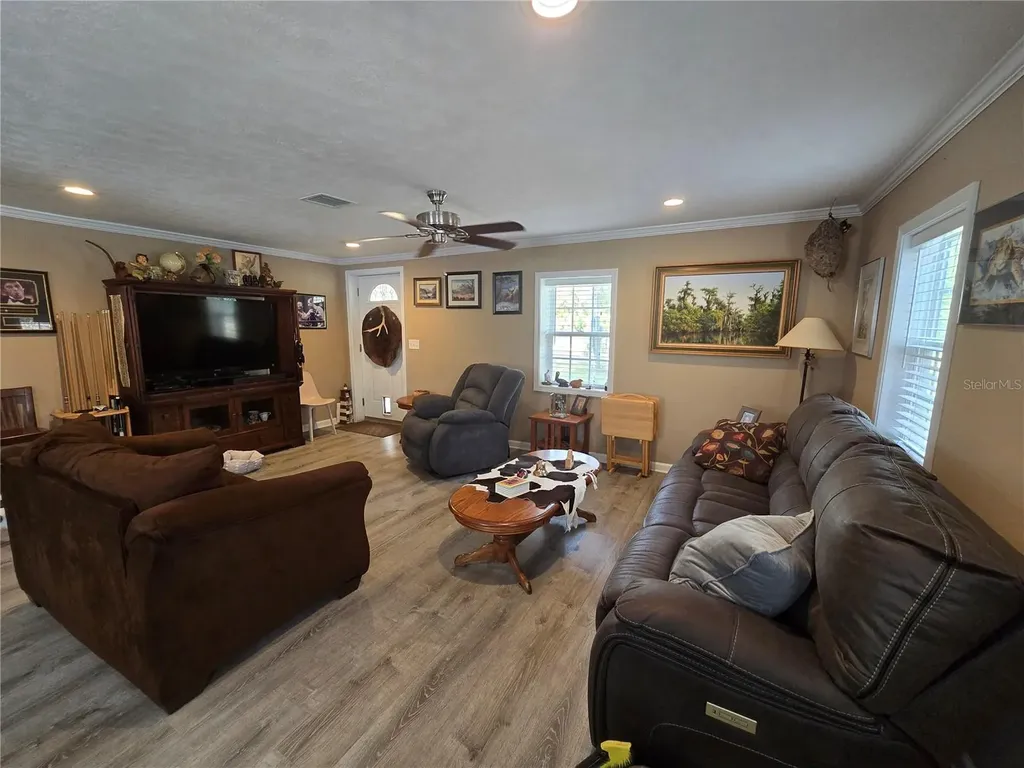 55135 5th Street Astor FL 32102
