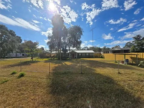 55135 5th Street Astor FL 32102