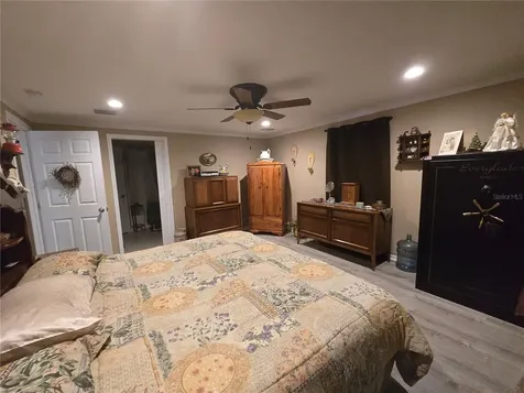 55135 5th Street Astor FL 32102