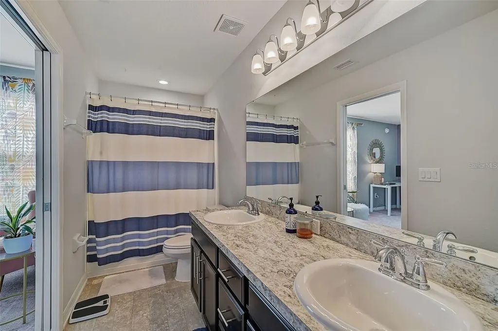 4737 Vignette Way Sarasota FL 34240