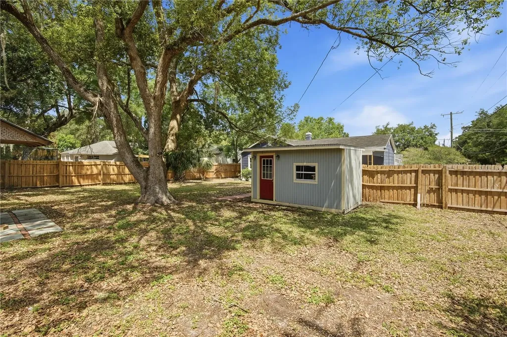 1419 E Jean Street Tampa FL 33604