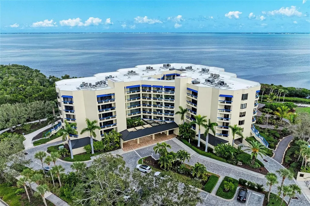 2120 Harbourside Drive Longboat Key FL 34228