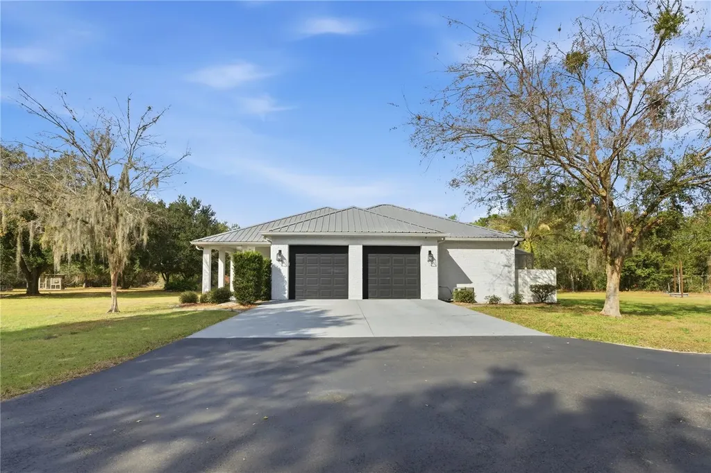 4575 Lake Shore Drive St Cloud FL 34772