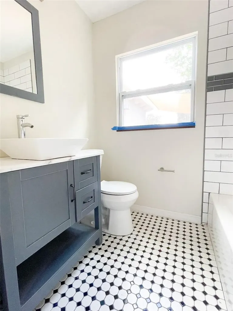 4537 10th Avenue S St Petersburg FL 33711