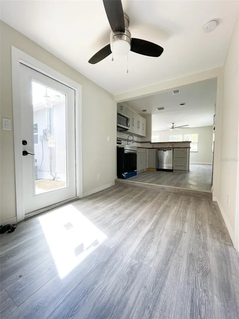 4537 10th Avenue S St Petersburg FL 33711