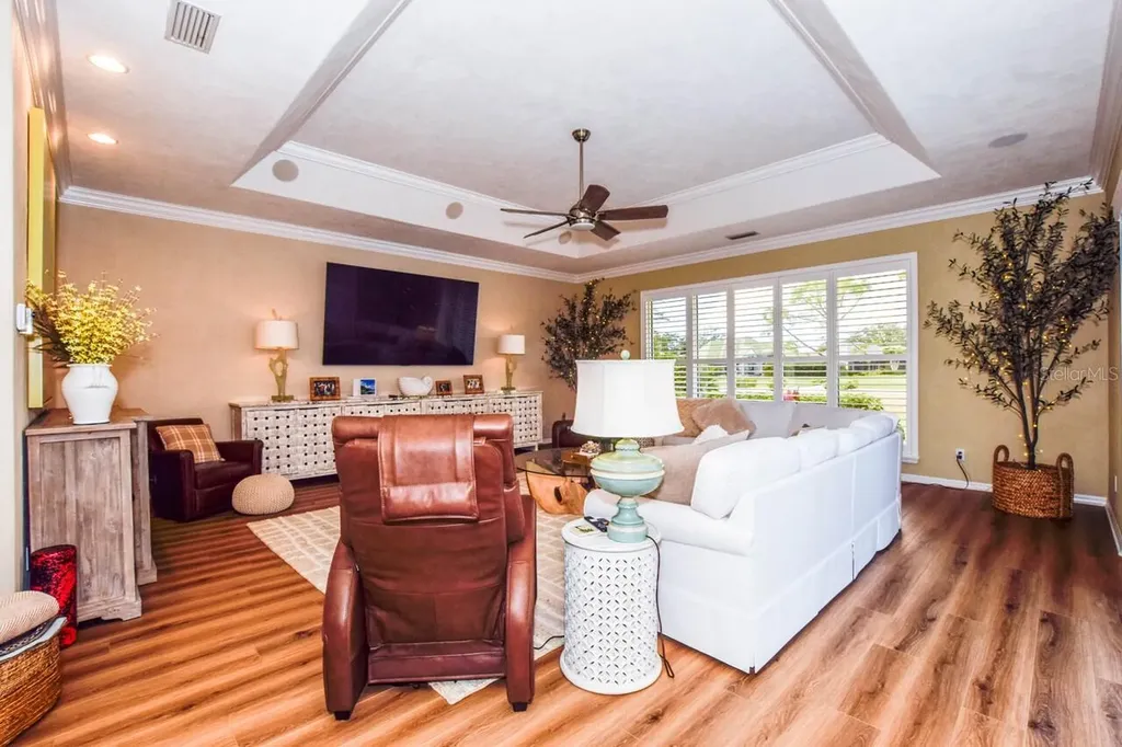 429 Tremingham Way Venice FL 34293