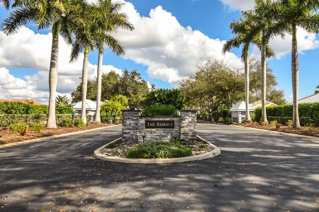 429 Tremingham Way Venice FL 34293