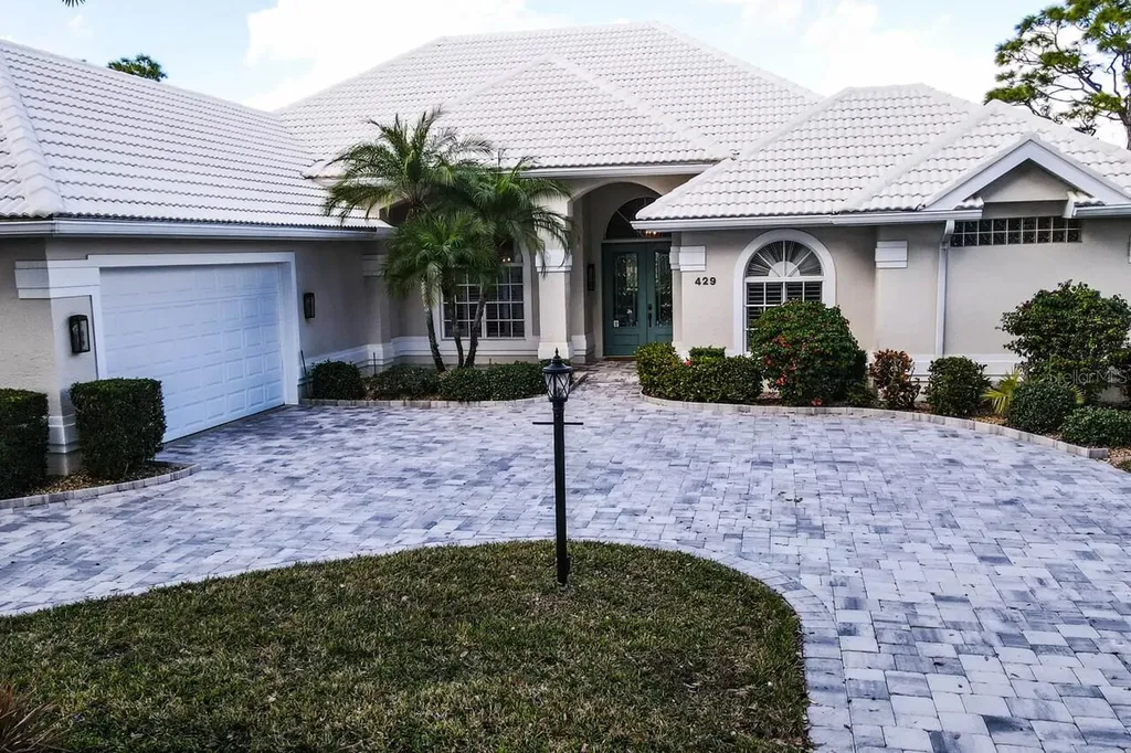 429 Tremingham Way Venice FL 34293