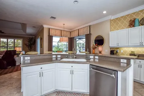 429 Tremingham Way Venice FL 34293