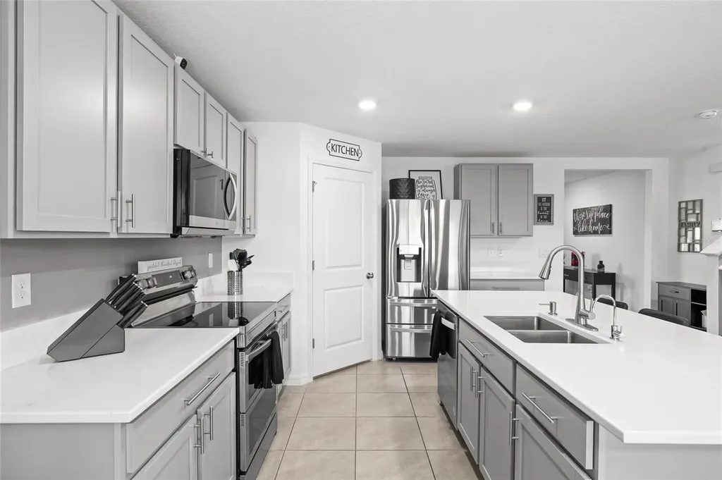 16507 Windmill Forge Pass Wimauma FL 33598