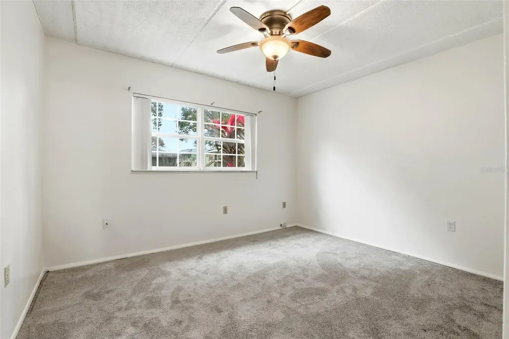 525 Conway Road Orlando FL 32807