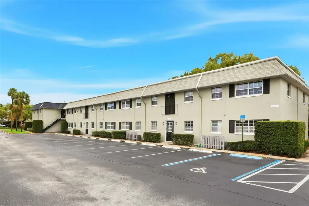 525 Conway Road Orlando FL 32807