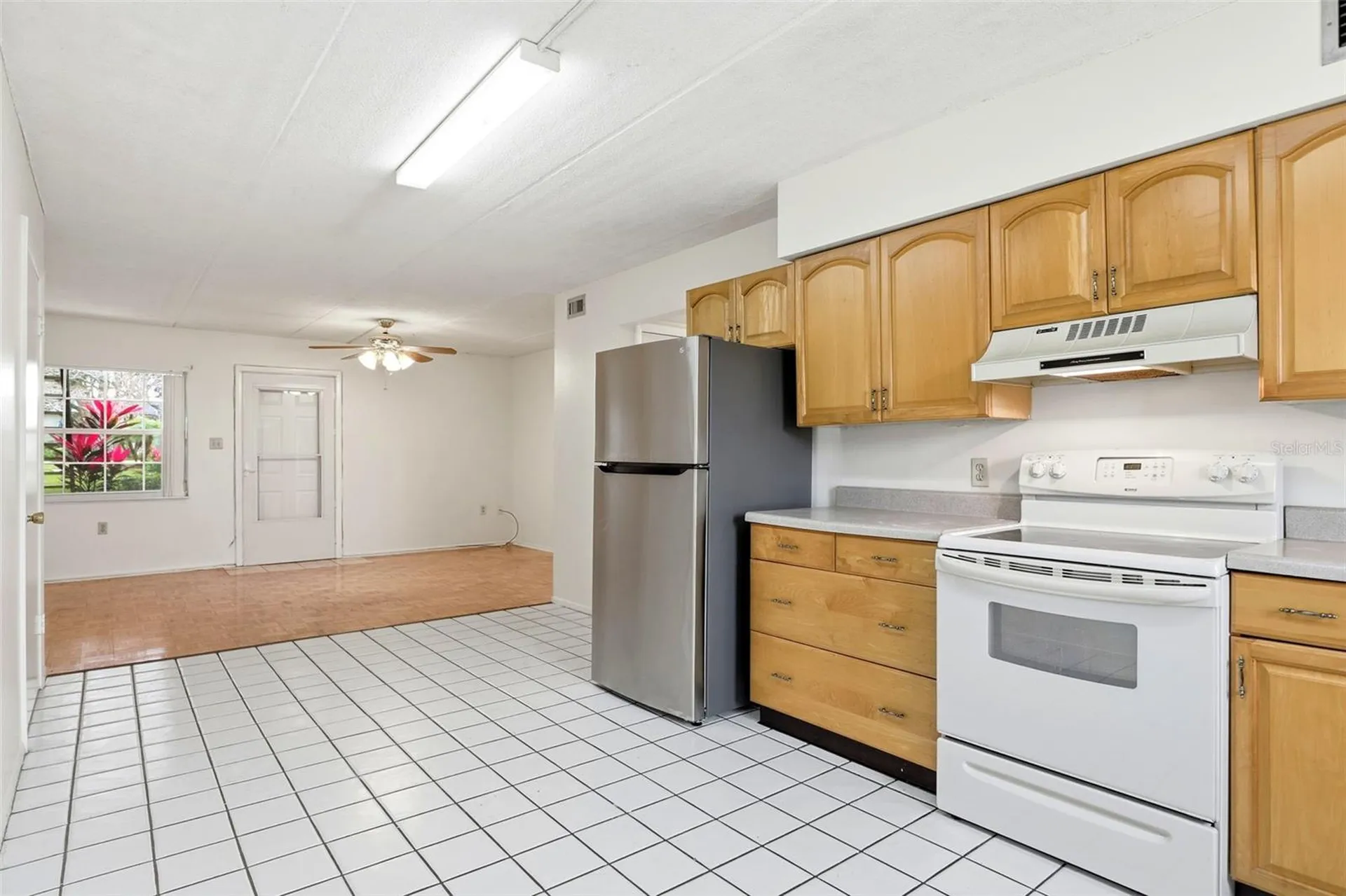 525 Conway Road Orlando FL 32807