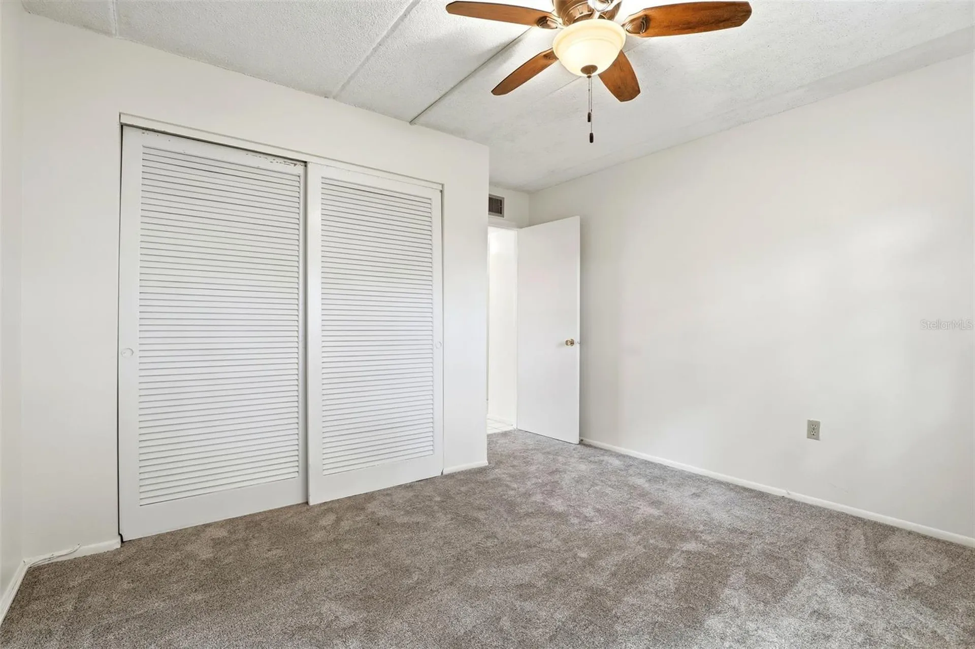 525 Conway Road Orlando FL 32807