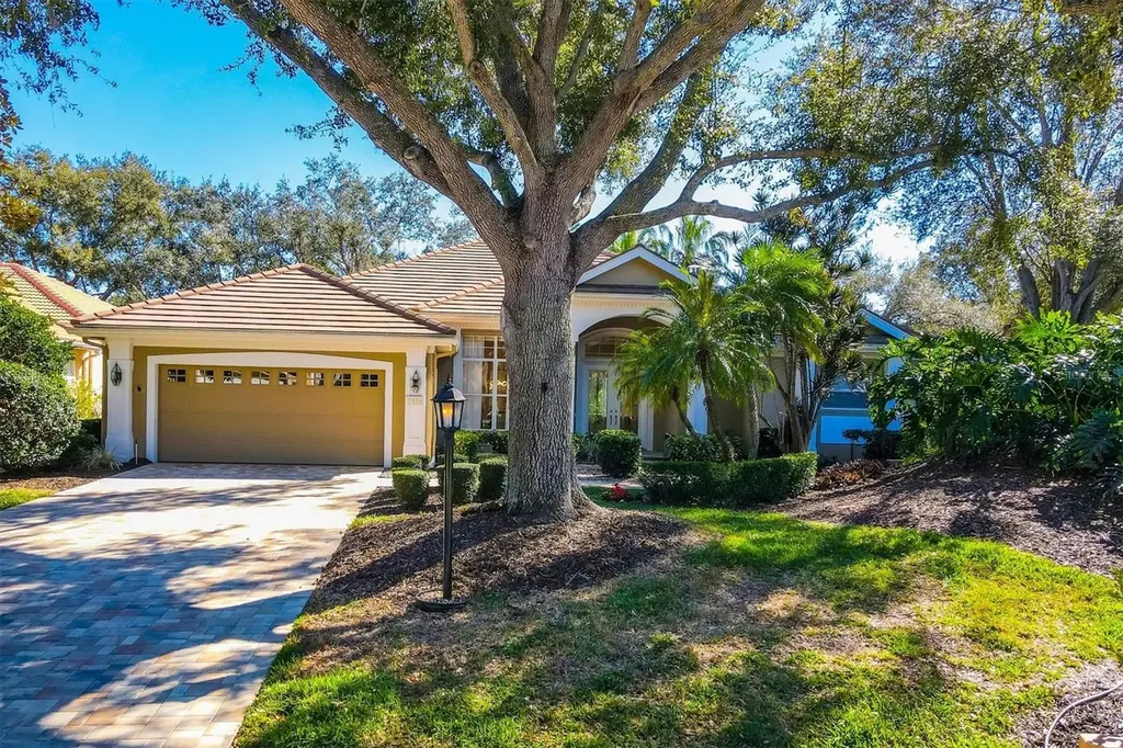 7933 Wyndham Court University Park FL 34201