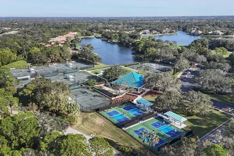 7933 Wyndham Court University Park FL 34201