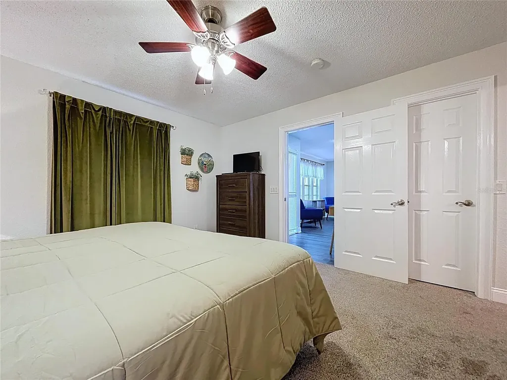 2205 Roslyn Lane Lakeland FL 33812