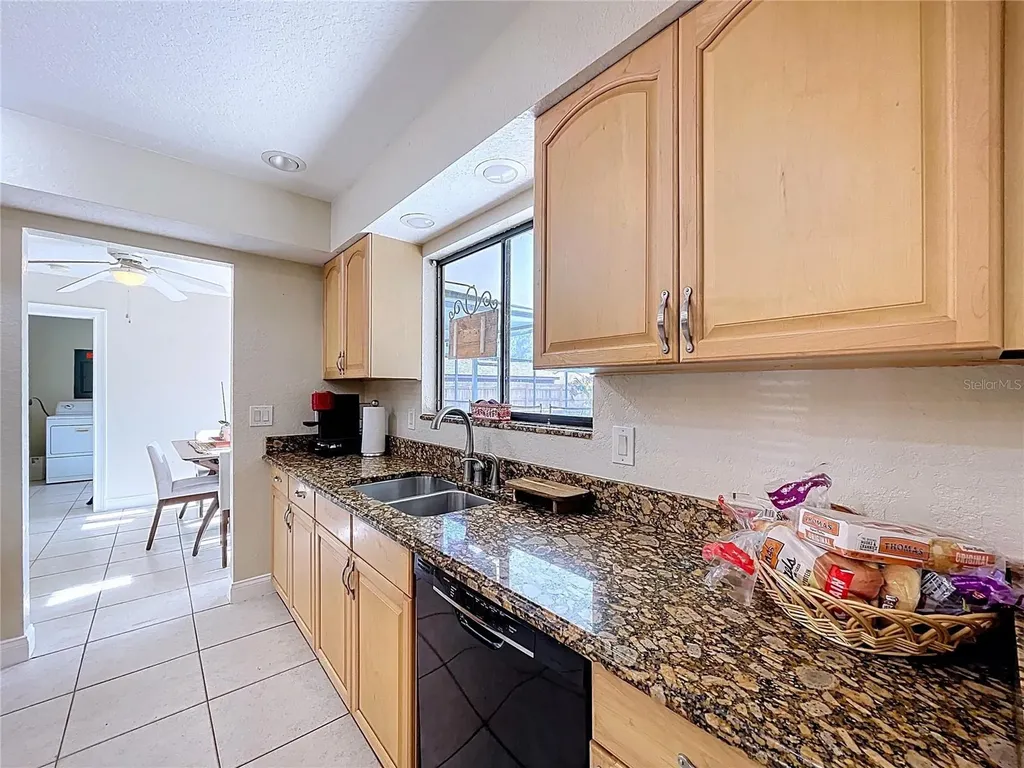2205 Roslyn Lane Lakeland FL 33812