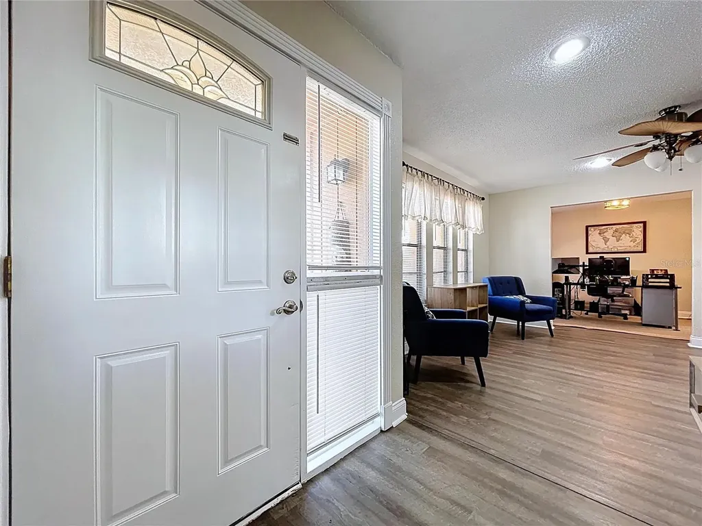 2205 Roslyn Lane Lakeland FL 33812