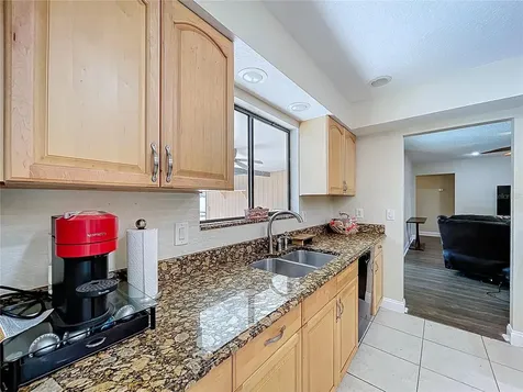2205 Roslyn Lane Lakeland FL 33812