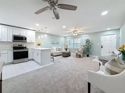 7321 Central Avenue St Petersburg FL 33710