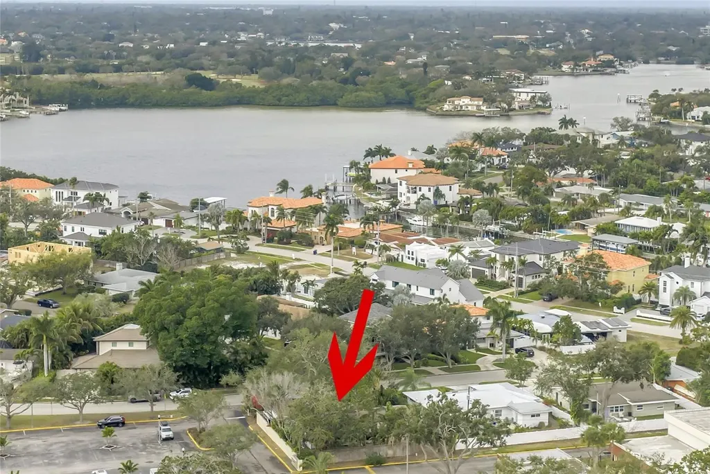 1297 Eden Isle Boulevard NE St Petersburg FL 33704
