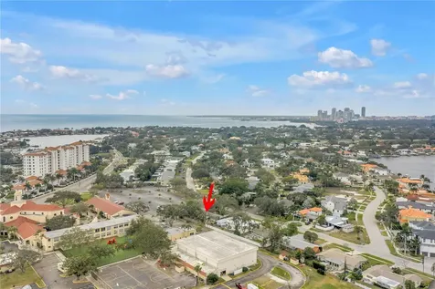 1297 Eden Isle Boulevard NE St Petersburg FL 33704