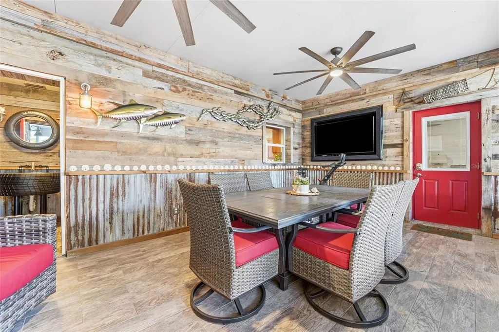 3595 Floral Drive Largo FL 33771