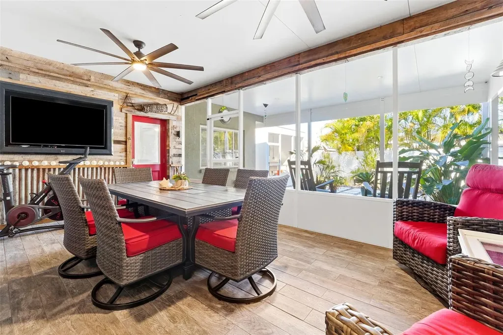 3595 Floral Drive Largo FL 33771