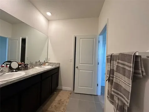 13694 NW 9th Road Newberry FL 32669