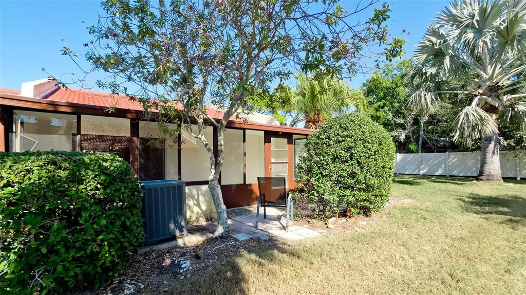 1225 56th Street W Bradenton FL 34209