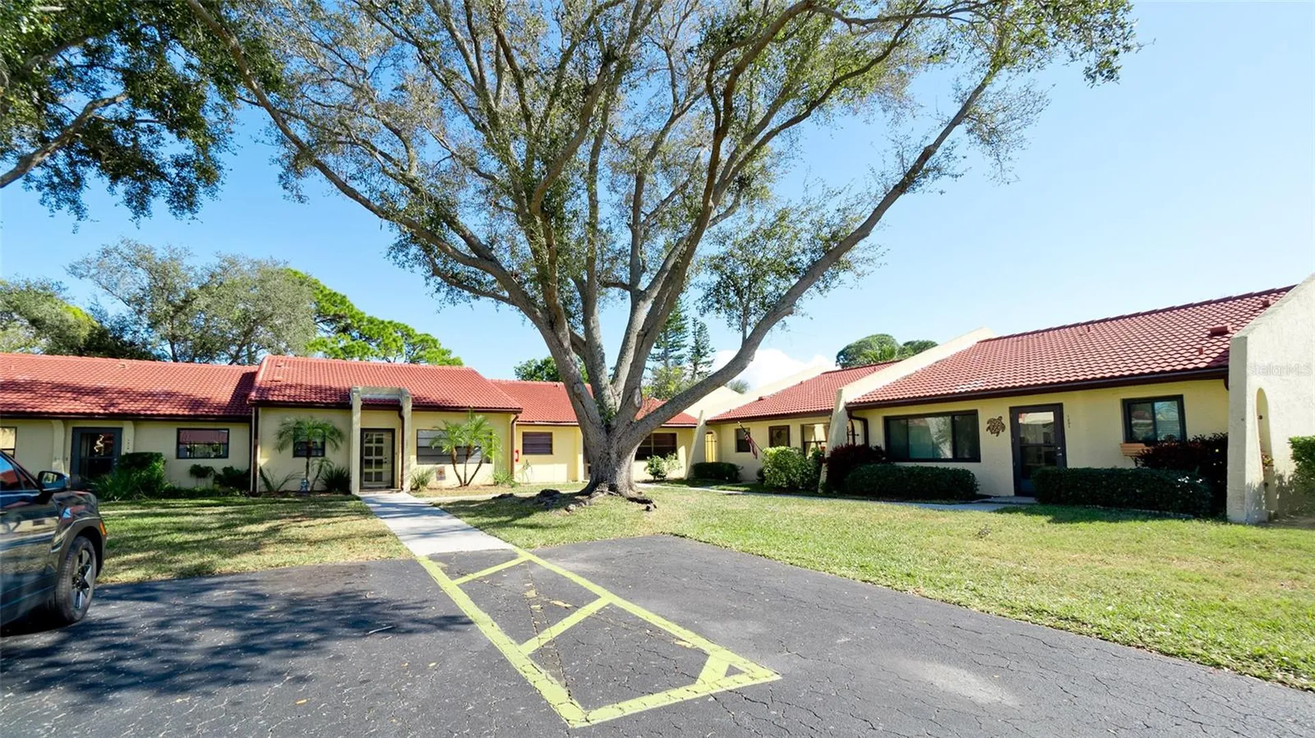 1225 56th Street W Bradenton FL 34209